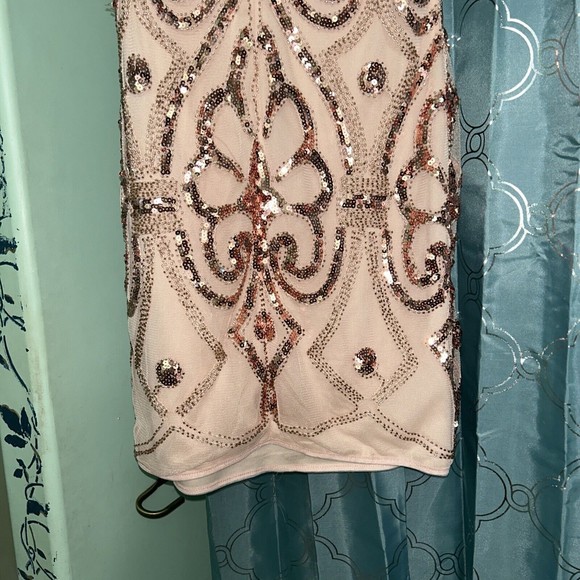 Vvm Curve Formal Dress. Size Medium.  Rose Gold. Sheer Top.  NWT. Has Stretch - Picture 7 of 14